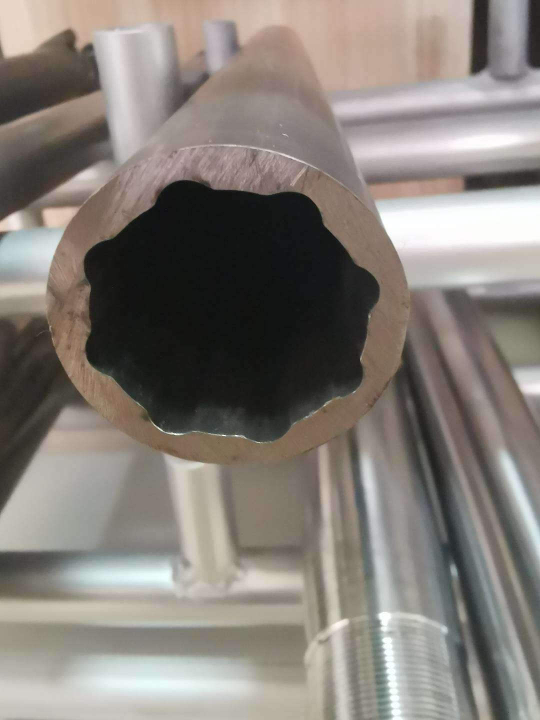 异形精密管